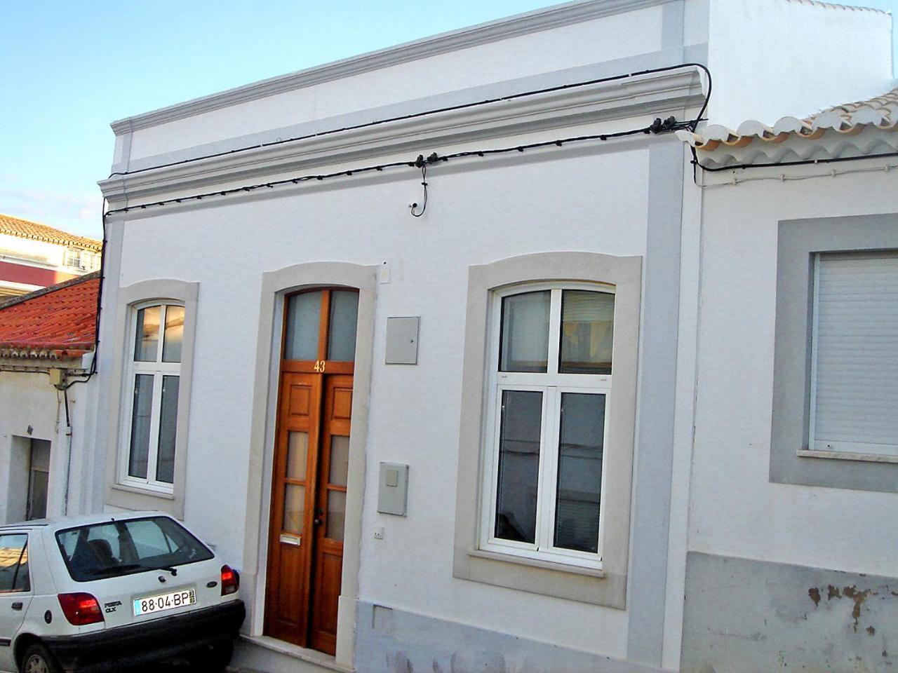 Holiday Rua 5 De Outubro Holiday home *